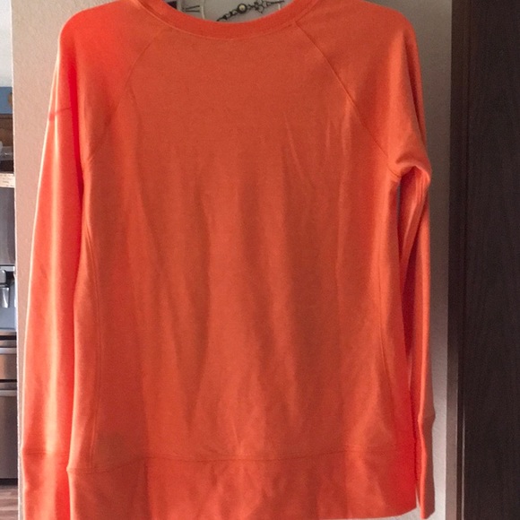 Nike Dri-Fit shirt - Picture 4 of 10